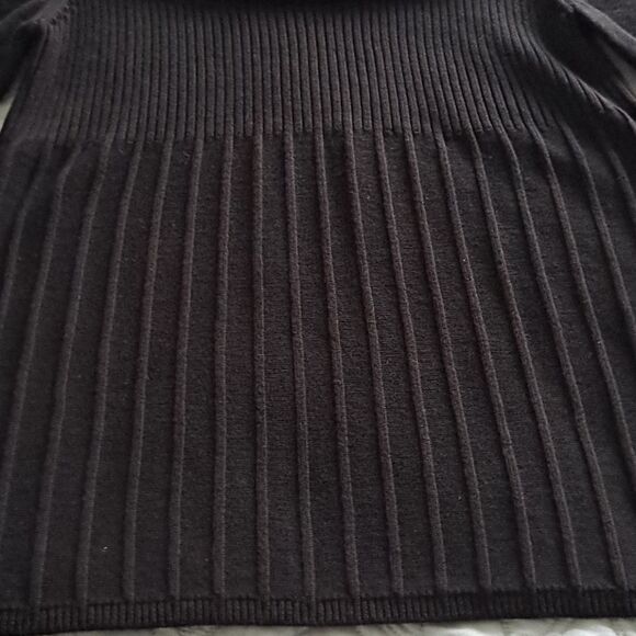 Kenneth Cole Reaction Sweater NWOT - Picture 8 of 11